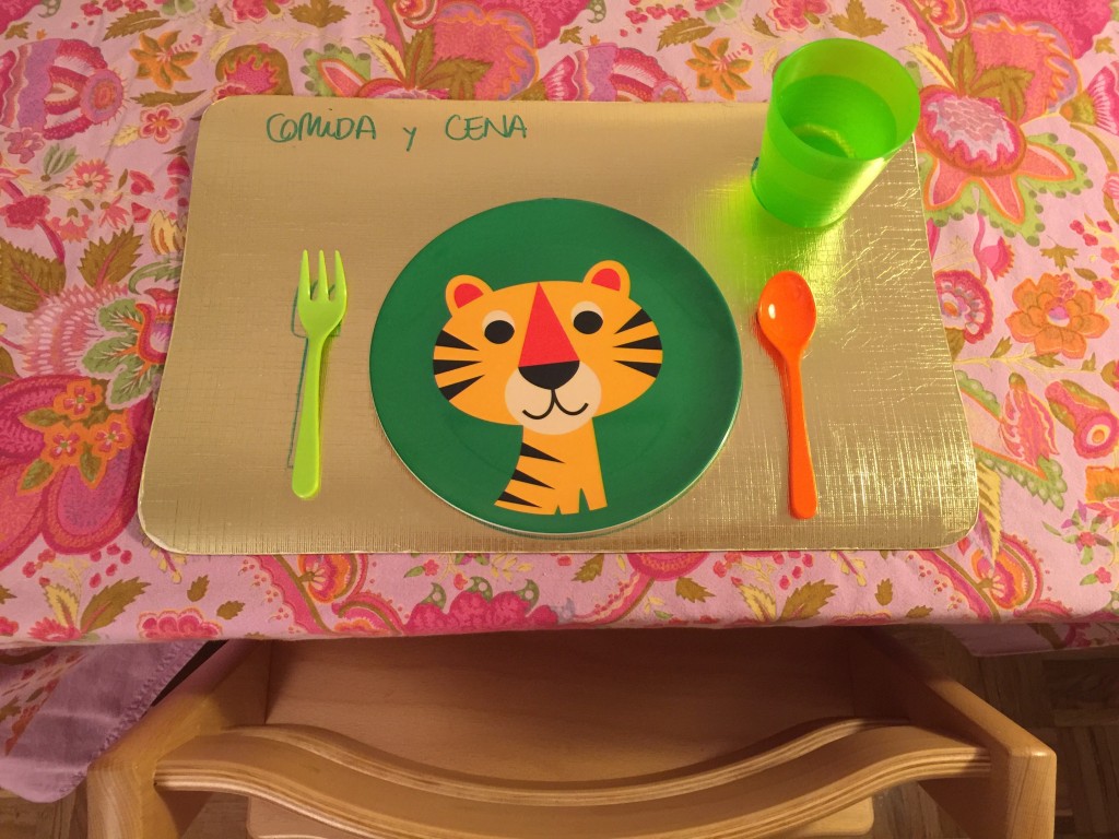 Oui Oui-mantel diy montessori bebes (5)