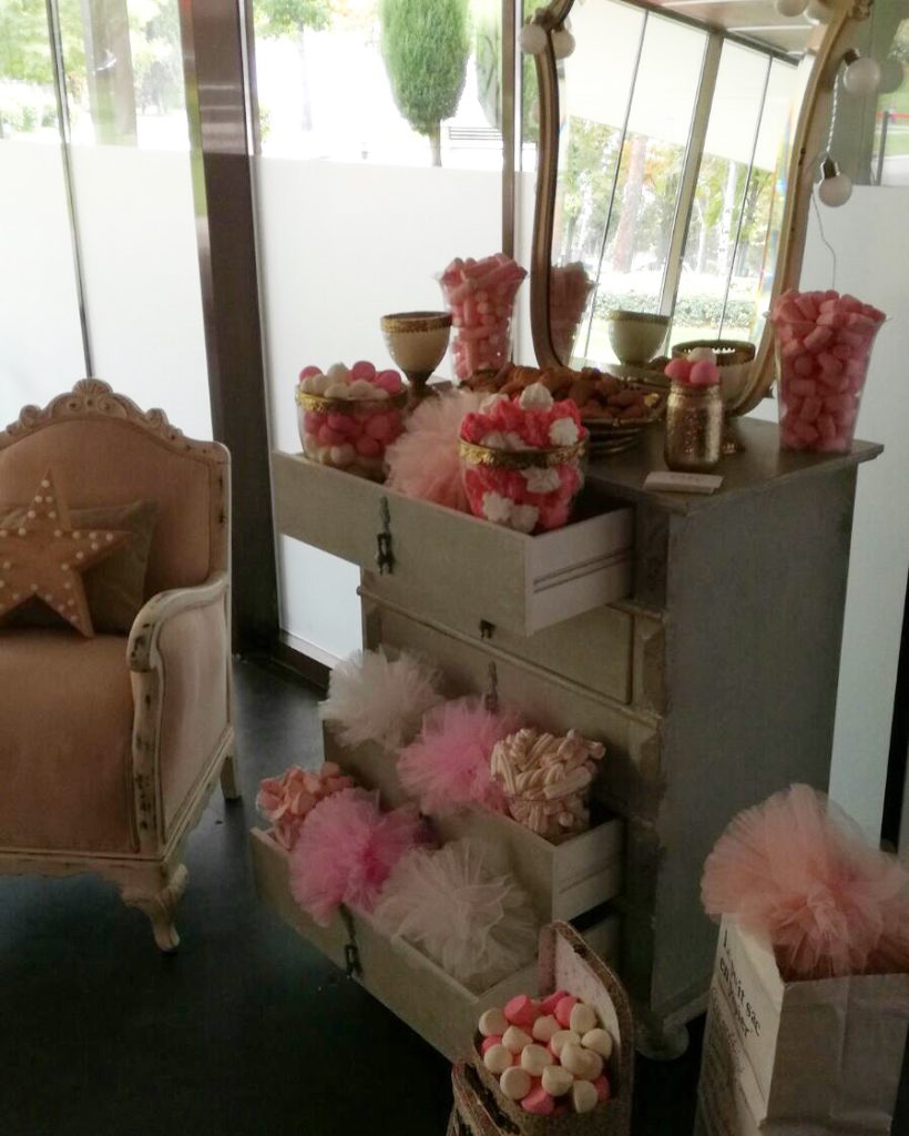 oui-oui-candybar-poete-kissing-room-poete-candy-bar-ballet-memorias-del-ayer-bodas-colorin-colorado