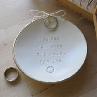 Oui Oui-plato anillos-paloma´s nest-porta anillos-the sun the moon the stars for you